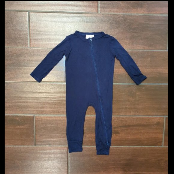 Kyte BABY One Pieces 62 M Kyte Baby Navy Zipper Romper Longall